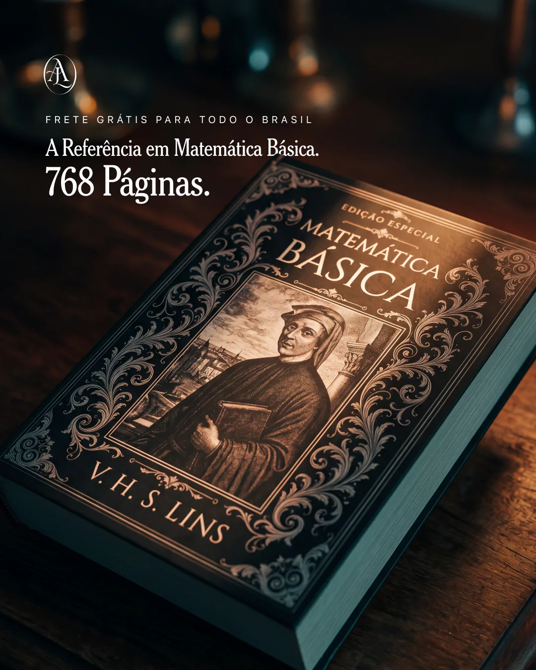 Criativo de anúncio com o livro fechado sobre a mesa e chamada em duas linhas