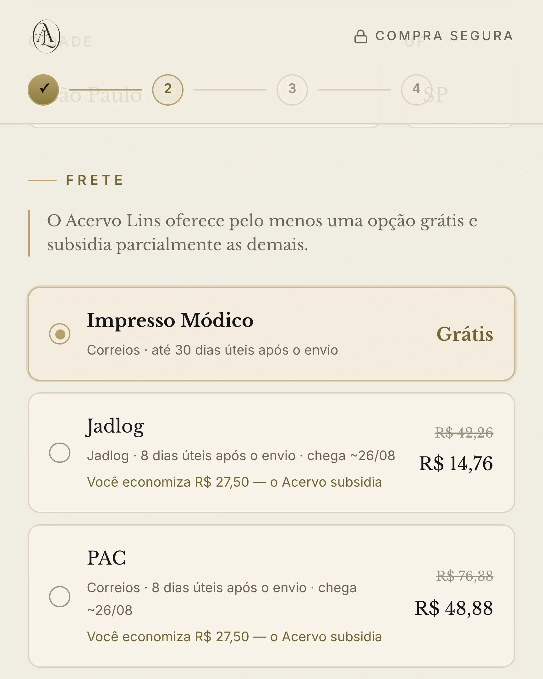 Passo de entrega do checkout, com quatro modalidades de frete cotadas pelos Correios e pela Jadlog, cada uma com prazo e preço